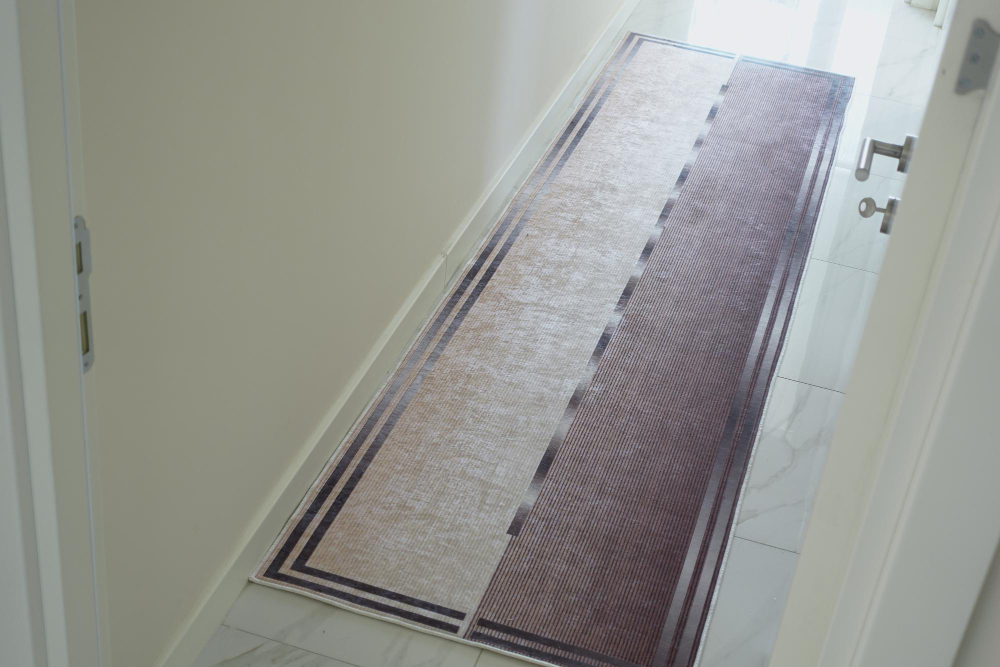 trouvez le tapis idéal pour sublimer votre couloir