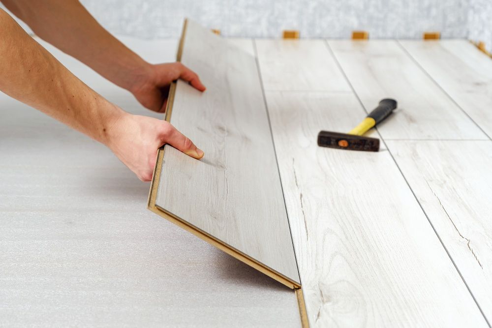 Dans quel sens poser le parquet